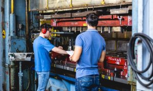 Hydraulic vs. Electric Press Brakes explained by Mac-Tech