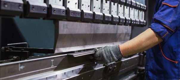 In-Depth Look at How Hydraulic Press Brakes Work