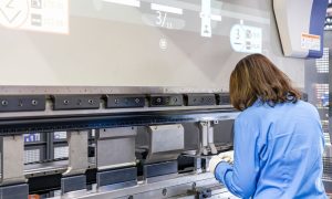 Reasons why press braking tooling is important explained by Mac-Tech