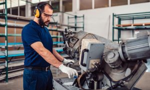 What you should know about working with Aluminum explained by Mac-Tech.