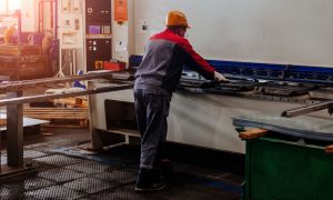 When to choose horizontal over vertical machining explained by Mac-Tech