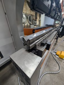 Ermaksan speed bend pro 3760 offered by Mac-Tech