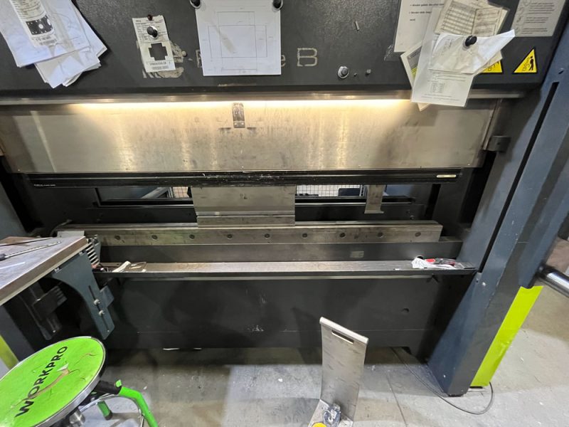 Front opening of a Safan Darley E-BRAKE B press brake with tooling area and safety light strip.