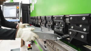 Mac-Tech Press Brake Bending
