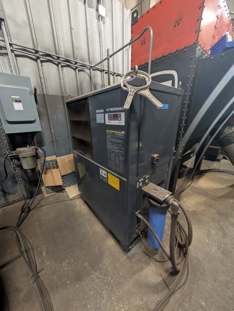 Amada ENSIS 3015 AJ fiber laser cutting machine control panel